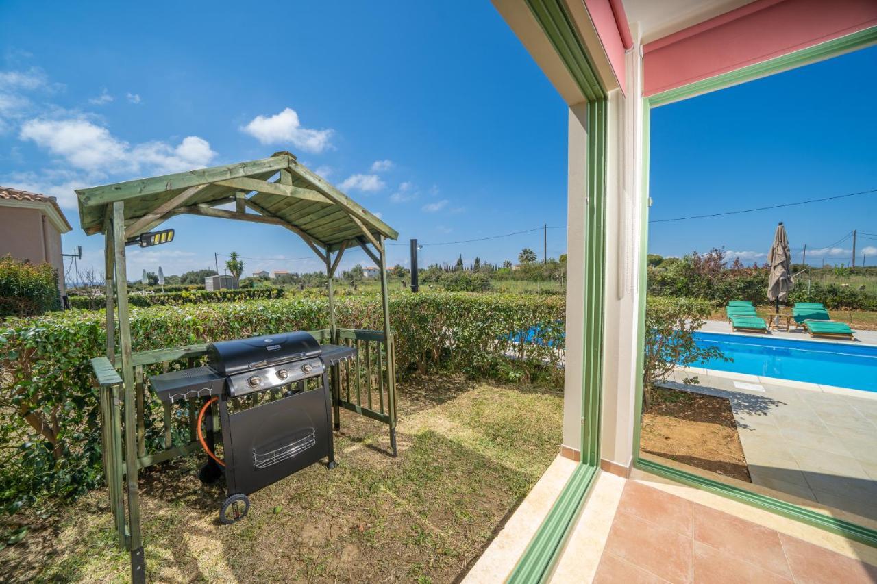 Monambeles Villas Svoronata Exteriör bild