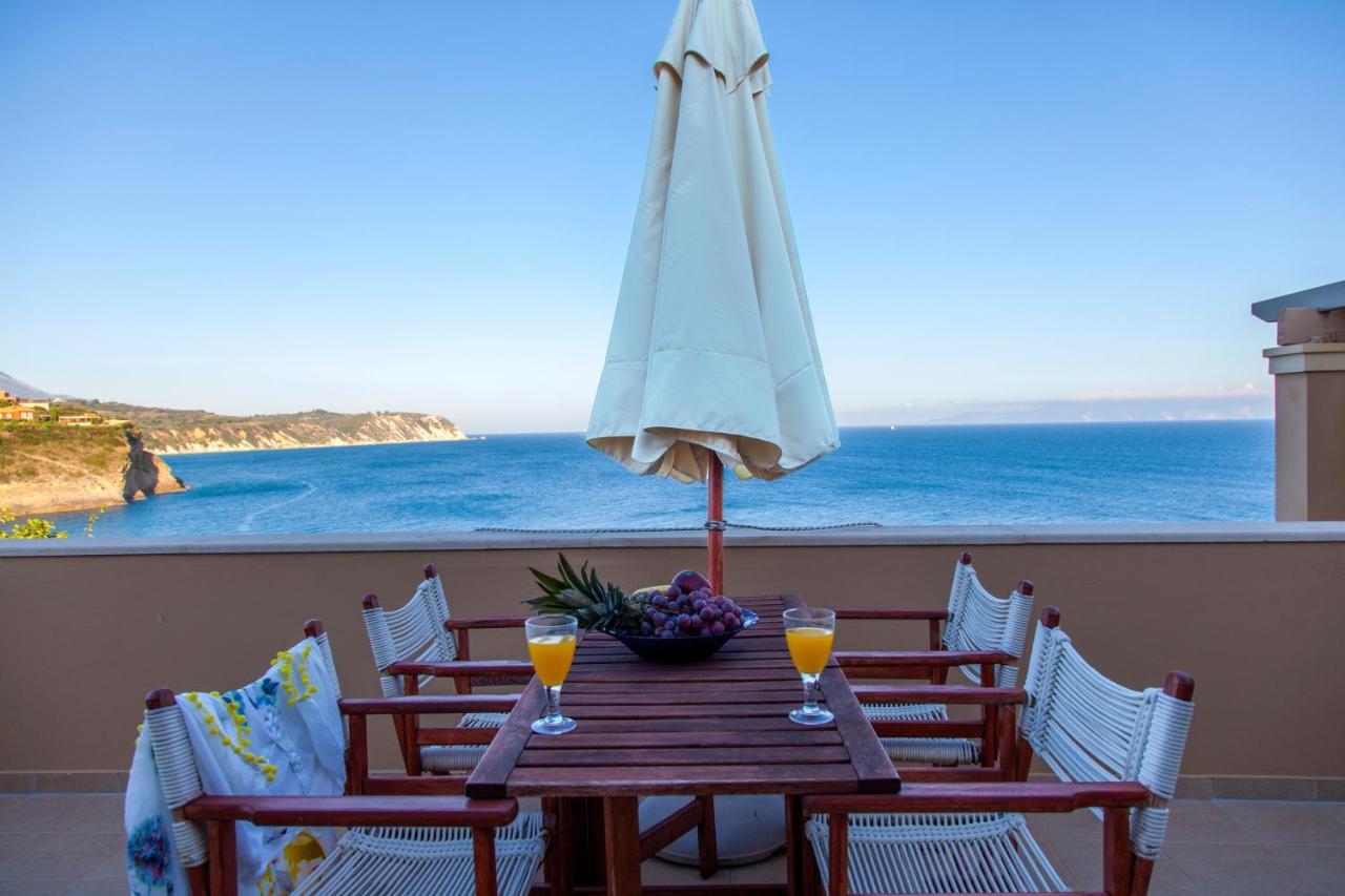 Monambeles Villas Svoronata Exteriör bild