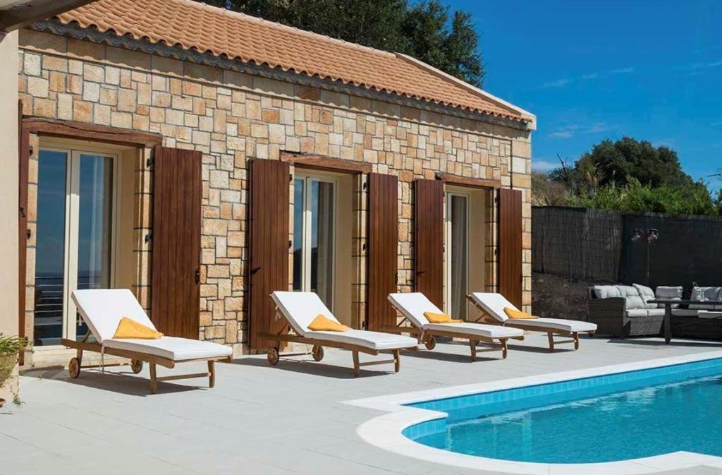 Monambeles Villas Svoronata Exteriör bild