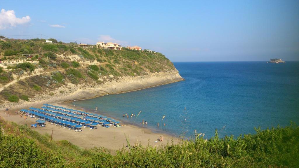 Monambeles Villas Svoronata Exteriör bild